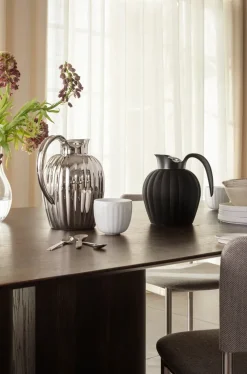 Bernadotte thermoskan 0,8 L, Midnight Black