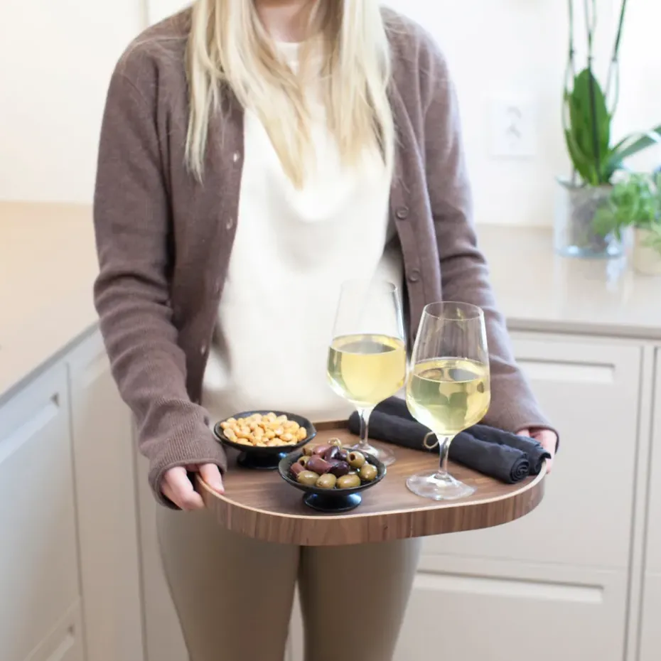 Bosign dienblad curveline medium 26x39 cm, Walnoot