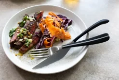 Contour grillmes, Zwart