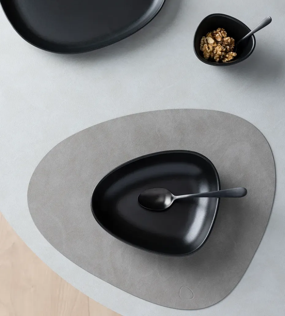 Curve Stoneware diep bord 19x22 cm, Black