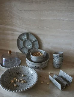 Ditte serveerschotel, Grijs-zwart