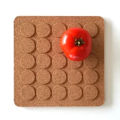 Dots vierkante pannenonderzetter 20x20 cm, Bruin