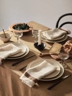 Ella servet 50x50 cm, Bruin