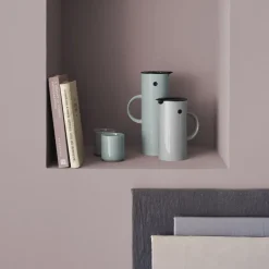 EM77 Stelton thermoskan 1 l., dusty green (groen)