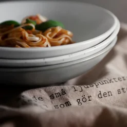 Ernst diep bord 22 cm, Gestippeld-wit