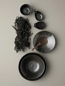 Fenix pastabord Ø23 cm, Bruin-zwart