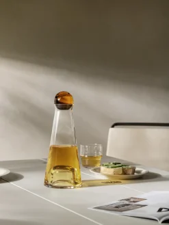 Fia karaf, amber-helder