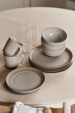 Fossil bord Ø26 cm, Beige