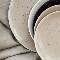 Freckle bord Ø26 cm, Beige