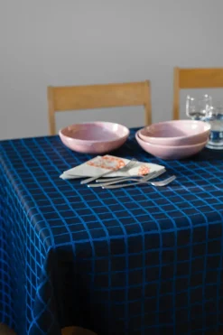 Geruit jacquardgeweven tafelkleed 147x147 cm, Blue-black