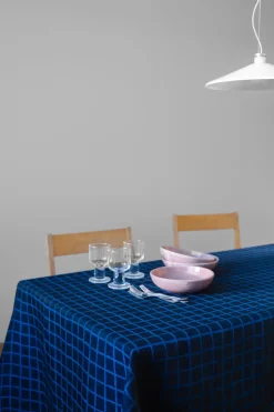 Geruit jacquardgeweven tafelkleed 147x147 cm, Blue-black