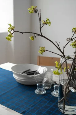 Geruite jacquardgeweven tafelloper 45x150 cm, Blue-black