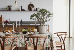 Kersenboomtuin tafelkleed, Beige, 145x250 cm