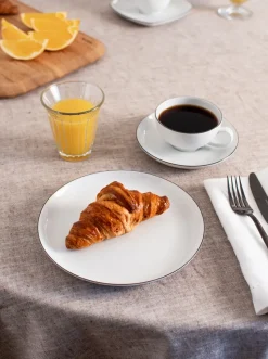 Lido black line theeservies 18-delig, Wit met zwarte rand