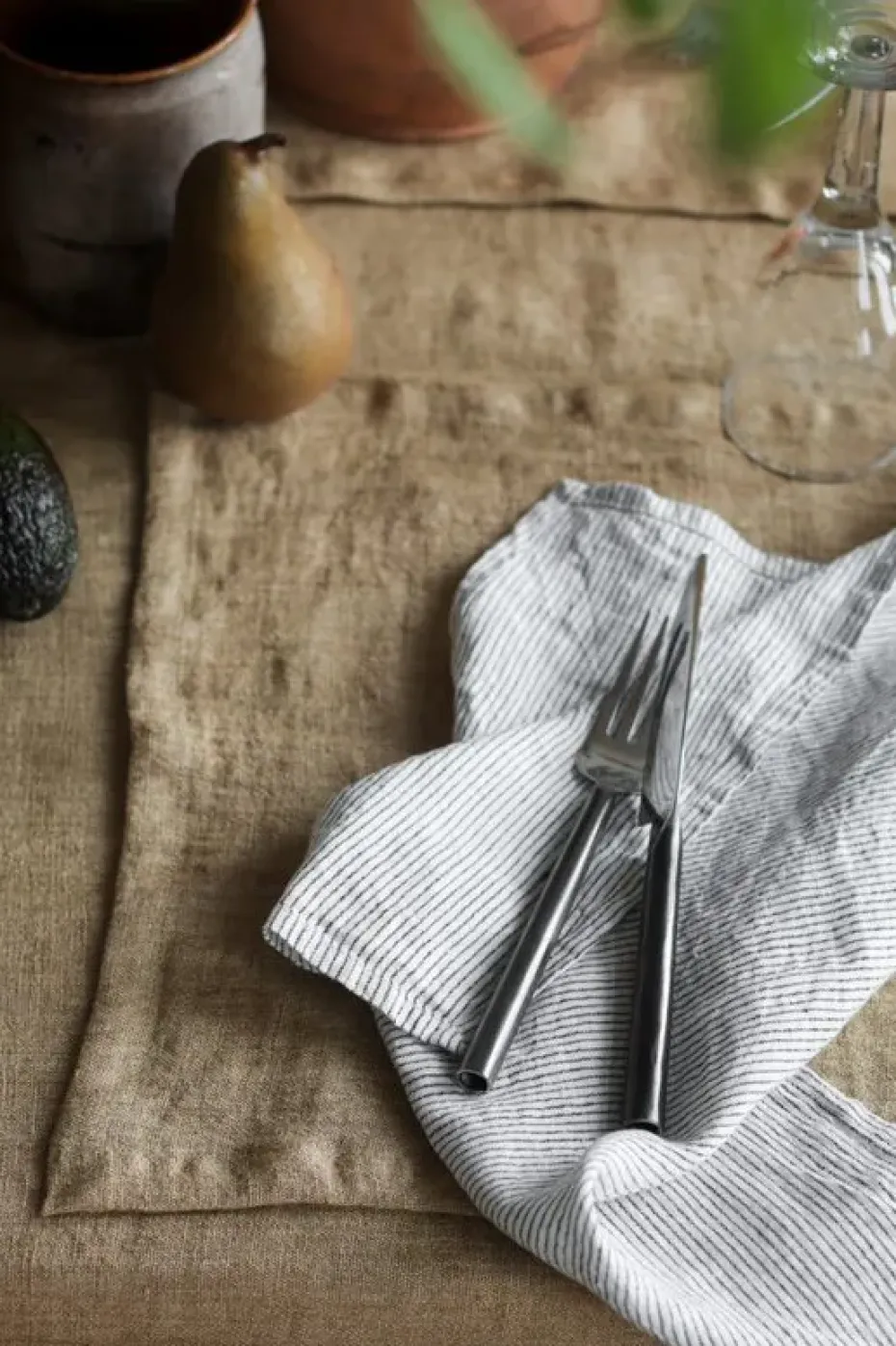 Marion tafelkleed linnen 145x330 cm, Pampas