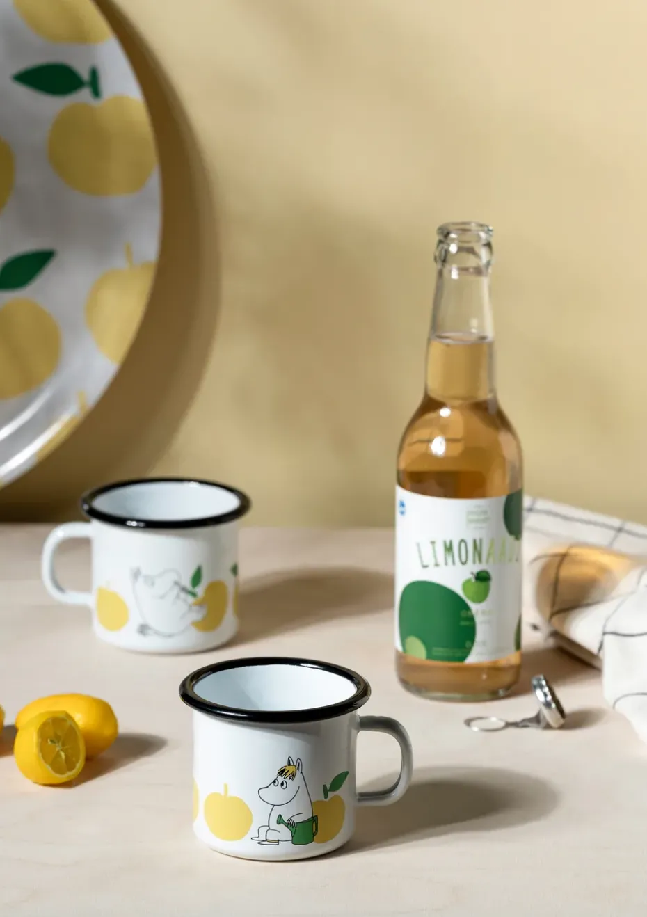 Moomin emaille mok 25 cl, Joyfull Apples