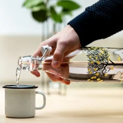 Moomin glazen fles 1 L, Apples