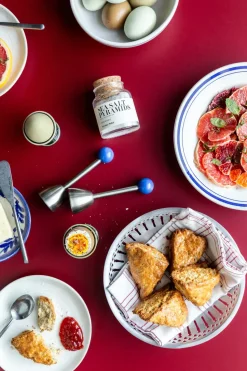 Nicolas Vahé broodmand 2 delig, Antiek zilverkleurige afwerking