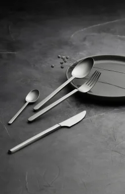 Norm theelepel, Mat roestvrij staal