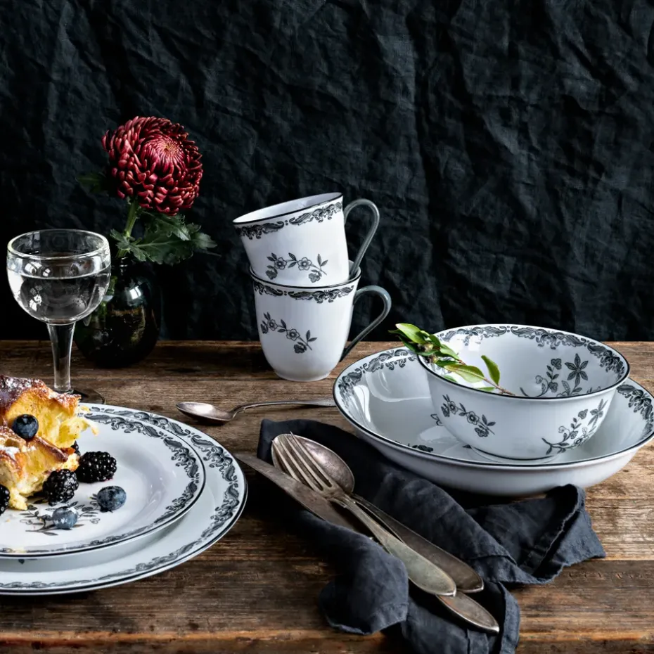 Ostindia Svart diep bord, Ø 22 cm