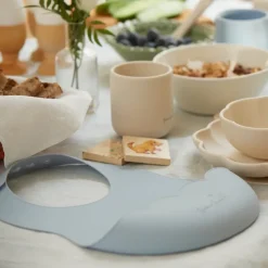 Poppy slabbetje, Pale blue