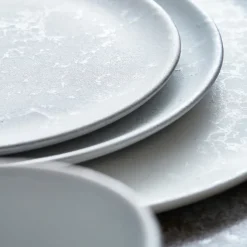 Raw bord Ø23 cm., Arctic white
