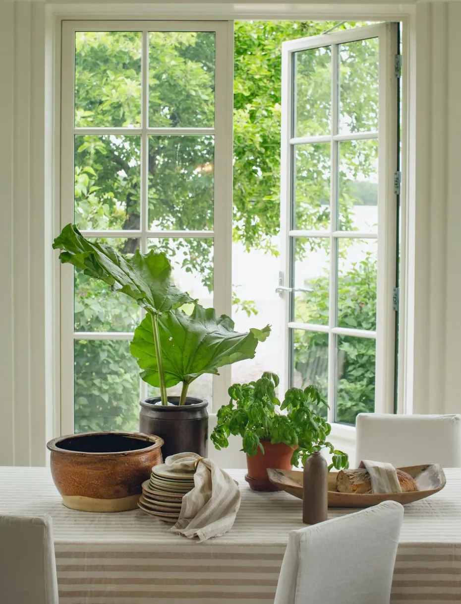 Riviera tafellaken 145x330 cm., Zand