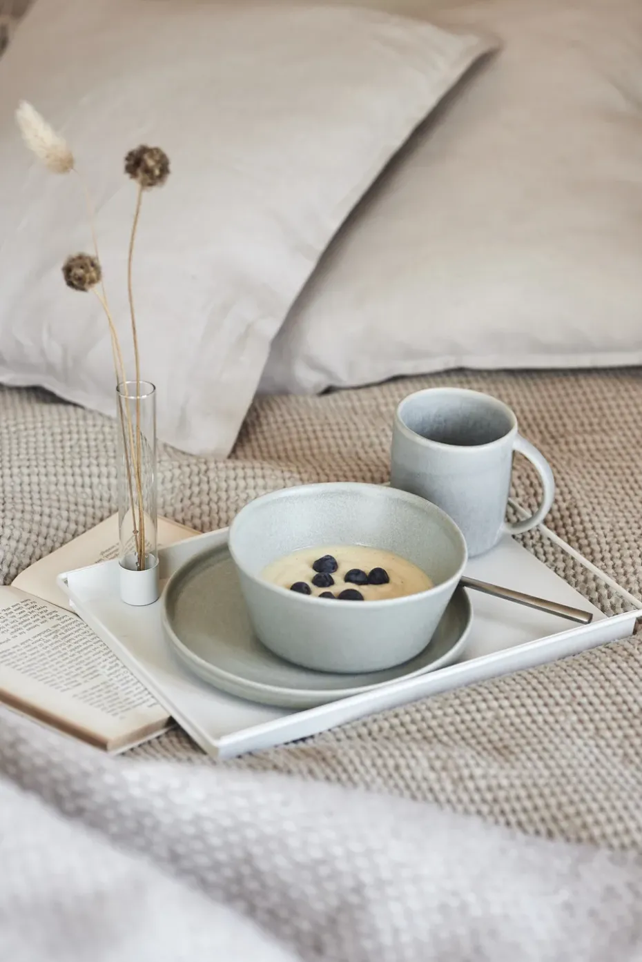 Sandsbro bordje, Lichtgrijs, Ø20 cm