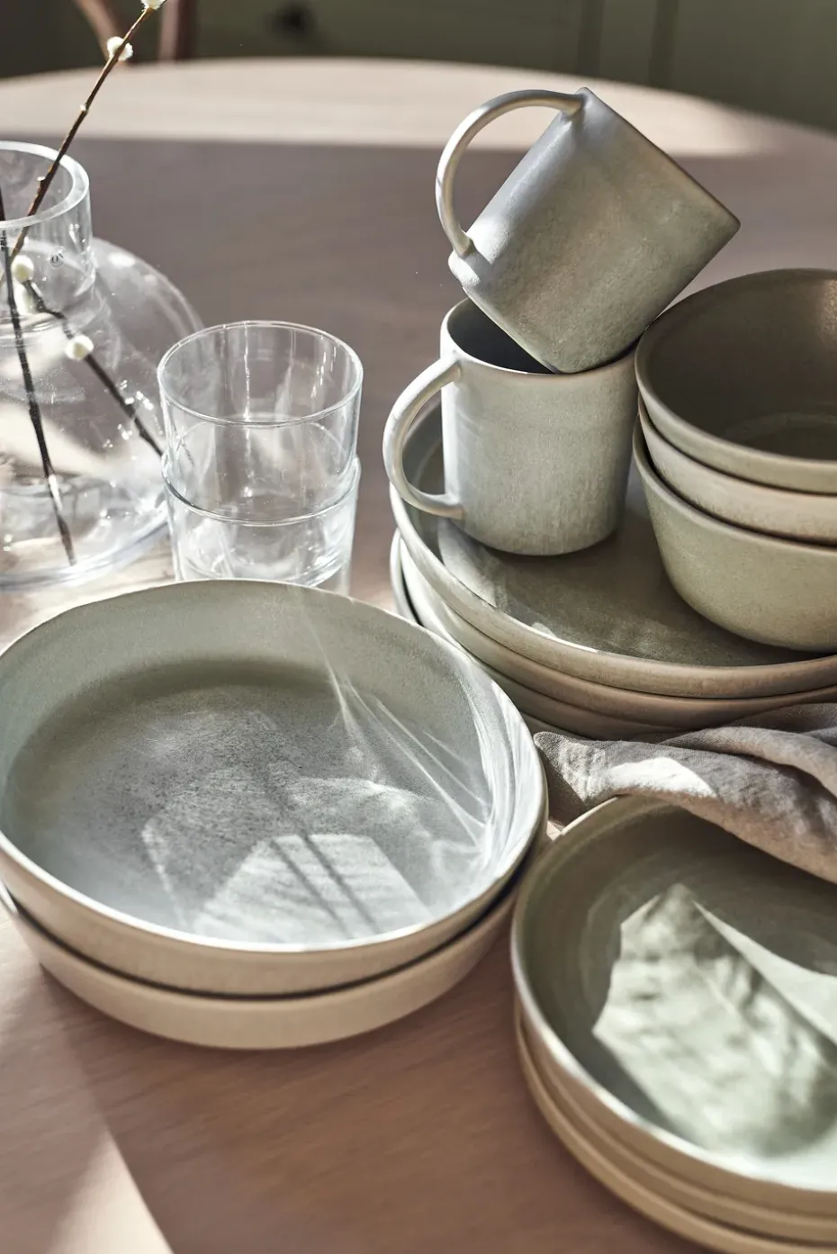 Sandsbro pastabord, Lichtgrijs, Ø23 cm