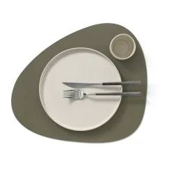 Serene placemat curve L 37x44 cm, Moss