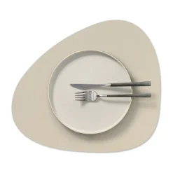 Serene placemat curve M, Cream