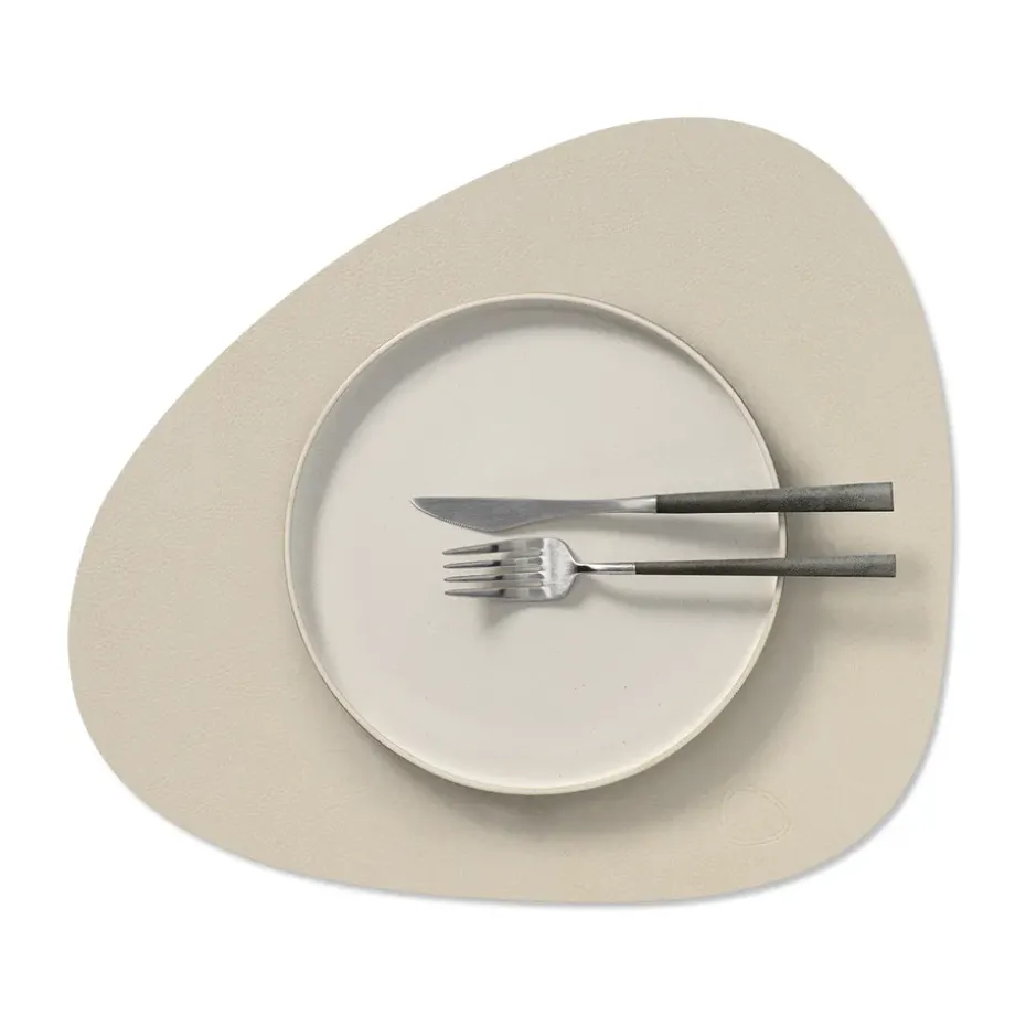 Serene placemat curve M, Cream