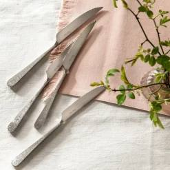 Skye Bright grillmes, Roestvrij staal