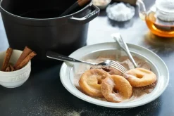 Staub New White Truffle diep bord, Ø24 cm