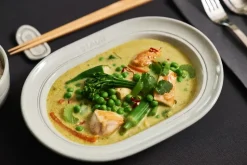 Staub New White Truffle schotel ovaal, 25 cm