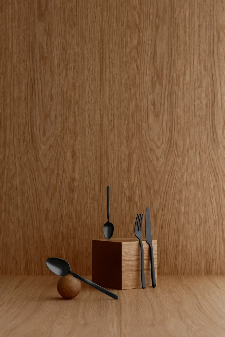 Stella eetlepel, Zwart