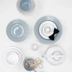 Swedish Grace diep bord Ø25 cm, snow (wit)