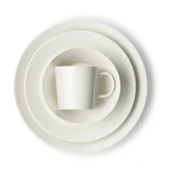 Teema bord 23 cm., wit