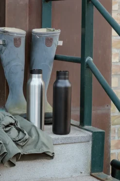 Urban thermosfles 0,7 L, Steel-black