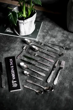 Vargen & Thor bestekset 16-delig, Gråfot, zilver