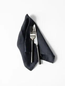 Washed linen servet, Nachtblauw