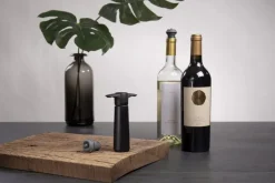 Wijnstopper & vacuümpomp, Zwart